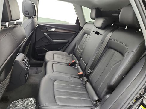 Used 2024 Audi Q5 2.0T Premium Plus w/ Premium Plus Package AWD/4WD image 12