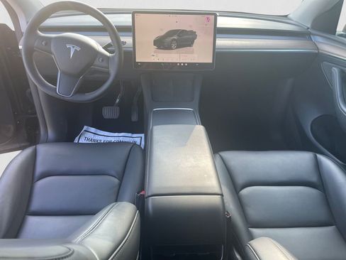 Used 2024 Tesla Model Y Long Range image 10