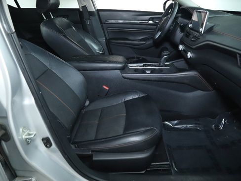 Used 2020 Nissan Altima 2.5 SR image 34