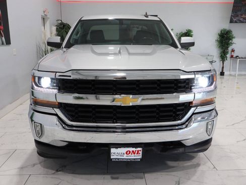 Used 2017 Chevrolet Silverado 1500 LT w/ All Star Edition AWD/4WD image 9