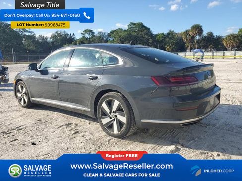 Used 2021 Volkswagen Arteon SE FWD image 3