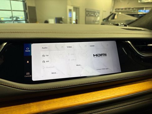 Used 2023 Jeep Grand Cherokee L Summit AWD/4WD image 28