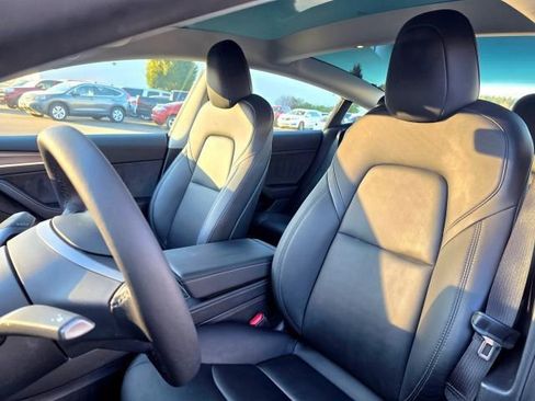 Used 2022 Tesla Model 3 Long Range image 28