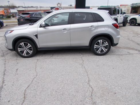 Used 2024 Mitsubishi Outlander Sport AWD image 8