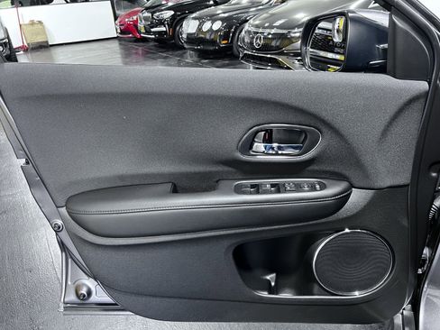 Used 2022 Honda HR-V EX image 23