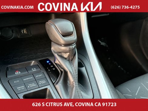 Used 2024 Toyota RAV4 XLE image 21