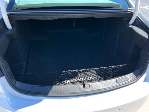 Used 2018 Chevrolet Impala LT w/ LT Leather Package FWD image 19