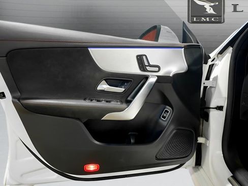 Used 2022 Mercedes-Benz CLA 35 AMG 4MATIC image 17