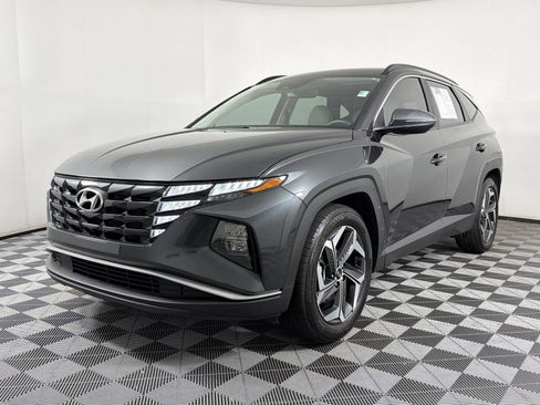 Used 2024 Hyundai Tucson SEL w/ Convenience Package FWD image 3