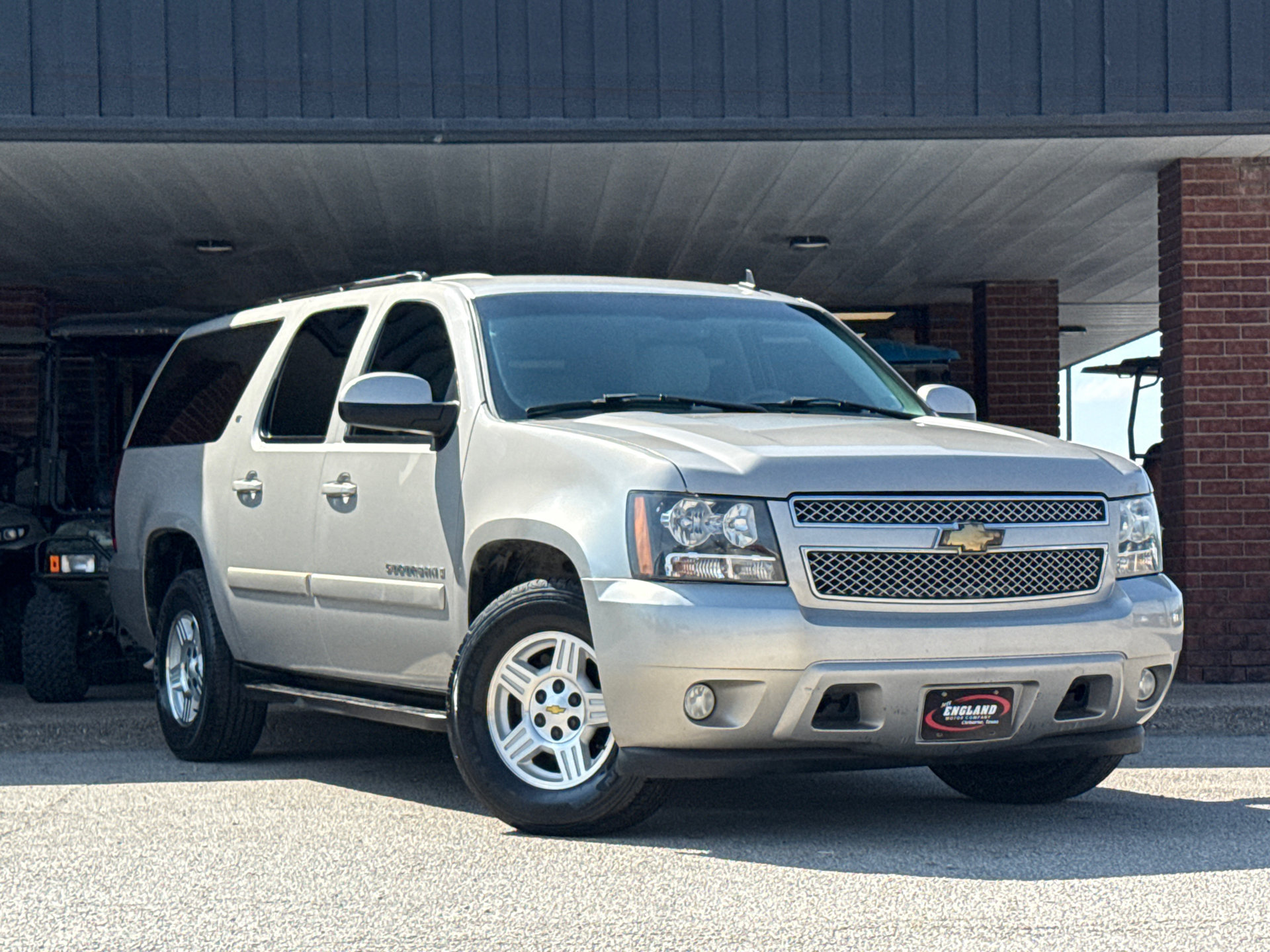 Used 2007 Chevrolet Suburban LT w/ 1LT Special Edition RWD image 1