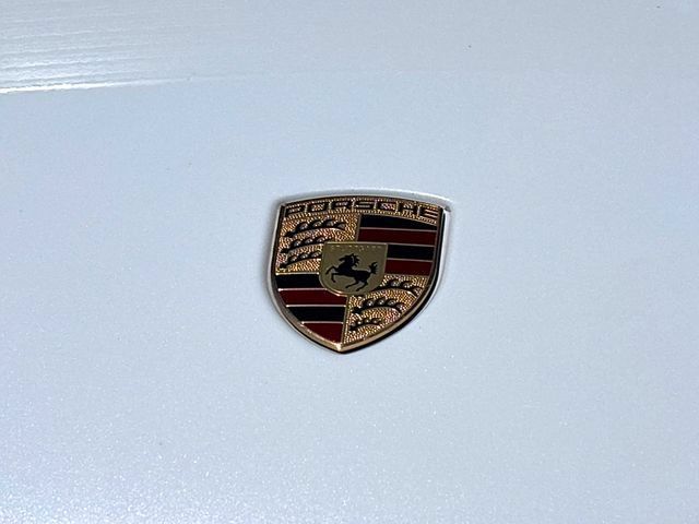 Certified 2024 Porsche Macan AWD/4WD image 28
