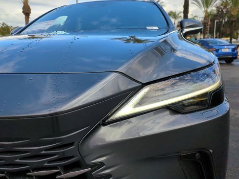 Certified 2025 Lexus RX 450h AWD w/ Luxury Package image 10