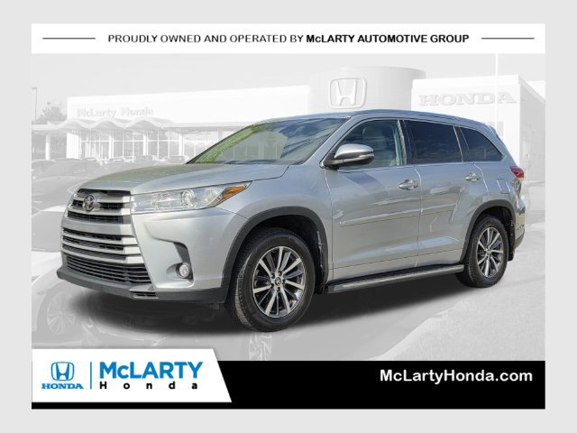 Used 2017 Toyota Highlander XLE AWD/4WD 360° Tour