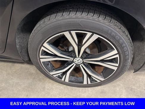 Used 2021 Volkswagen Passat 2.0T SE image 18