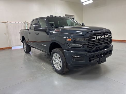 New 2026 RAM 2500 Big Horn AWD/4WD image 2