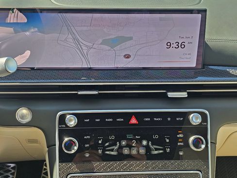 New 2026 Genesis GV80 3.5T e-SC AWD/4WD image 13