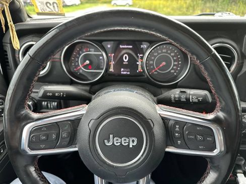 Used 2020 Jeep Wrangler Unlimited Rubicon w/ Quick Order Package 28Y Recon AWD/4WD image 14