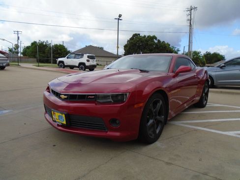 Used 2015 Chevrolet Camaro LT w/ RS Package RWD image 3