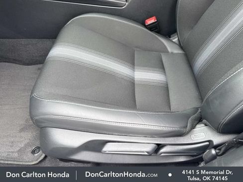 Used 2025 Honda Civic Sport image 14