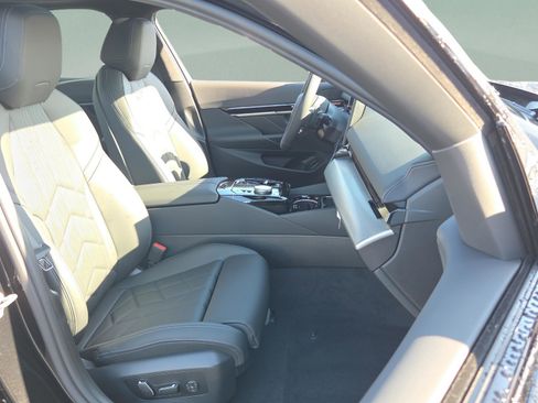 New 2026 BMW 530i w/ M Sport Package RWD image 19