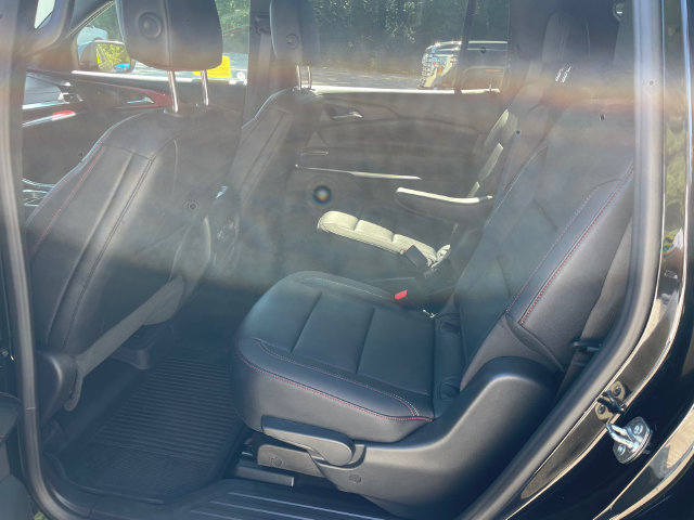 Used 2026 Chevrolet Traverse Z71 w/ LPO, Floor Liner Package AWD/4WD image 20