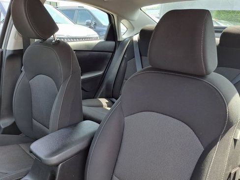Used 2024 Kia Forte LXS FWD image 22