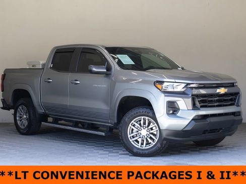 Used 2024 Chevrolet Colorado LT w/ LT Convenience Package II RWD image 2