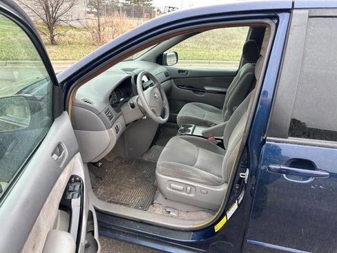 Used 2005 Toyota Sienna image 22