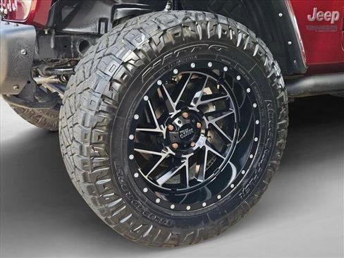 Used 2021 Jeep Wrangler Unlimited Rubicon image 24