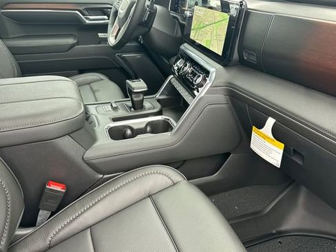 New 2026 GMC Sierra 1500 Denali w/ Denali Reserve Package image 17