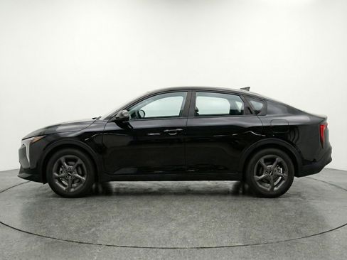 Used 2025 Kia K4 FWD image 5