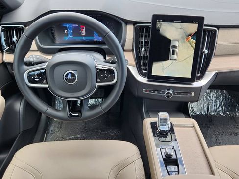New 2026 Volvo XC90 B6 Plus w/ Protection Package Premier AWD/4WD image 3