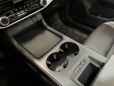 Used 2024 Honda Prologue Touring image 7