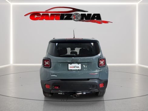 Used 2016 Jeep Renegade Trailhawk AWD/4WD image 8