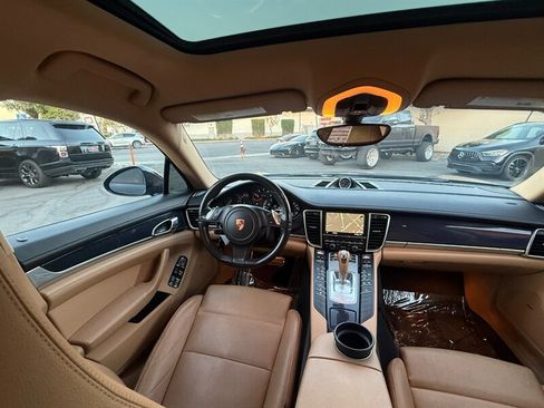Used 2016 Porsche Panamera 4 Edition w/ Premium Package Plus AWD/4WD image 29