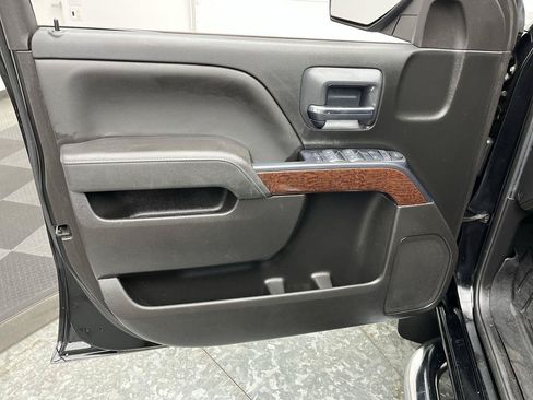 Used 2019 GMC Sierra 1500 SLE w/ SLE Value Package AWD/4WD image 6