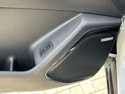 Certified 2024 GMC Acadia AT4 w/ Luxury Package image 21