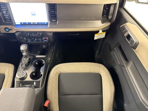 New 2026 Ford Bronco Big Bend AWD/4WD image 25