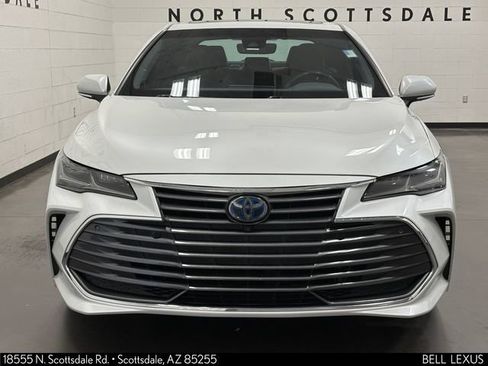 Used 2021 Toyota Avalon Limited w/ Advanced Safety Package FWD image 7