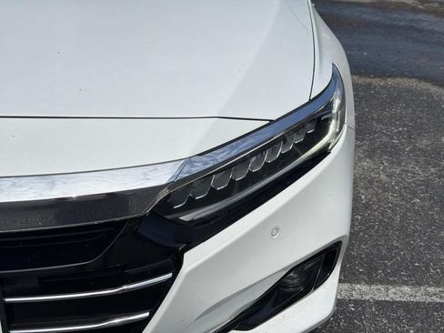 Used 2022 Honda Accord EX-L image 9