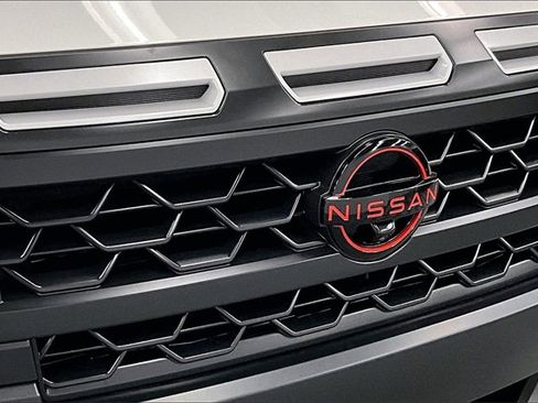 New 2025 Nissan Frontier PRO-4X w/ Pro Premium Package image 14