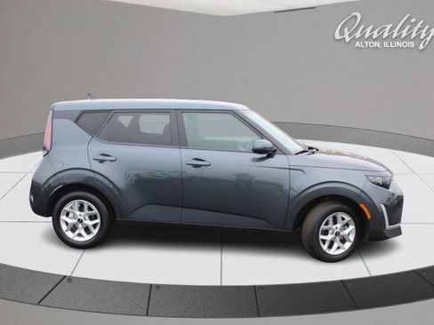 Used 2024 Kia Soul LX w/ Option Group 015 image 3