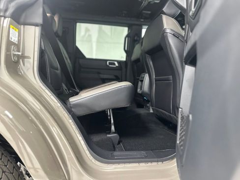 New 2026 Ford Expedition Active image 24