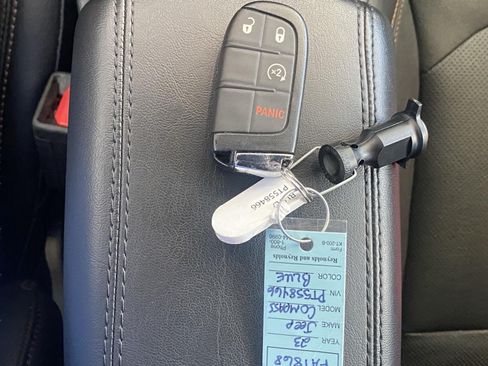 Used 2023 Jeep Compass Limited AWD/4WD image 21