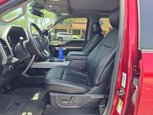 Used 2018 Ford F150 Lariat w/ Equipment Group 502A Luxury AWD/4WD image 3