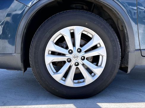 Used 2016 Nissan Rogue SV FWD image 8