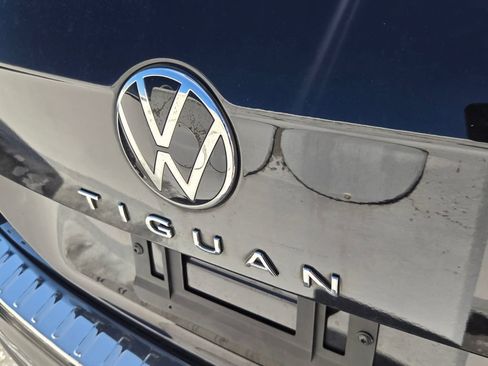 Used 2022 Volkswagen Tiguan SE FWD image 10