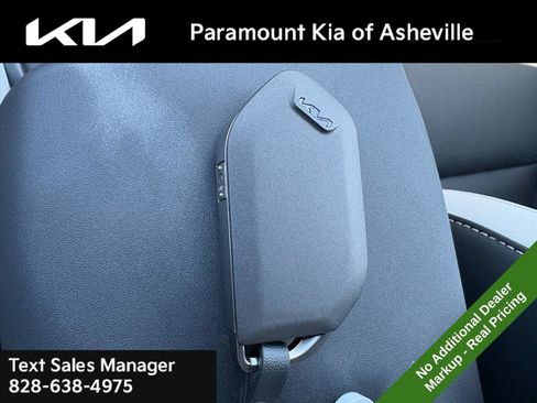 New 2026 Kia K4 GT-Line w/ GT-Line Sunroof Package FWD image 28