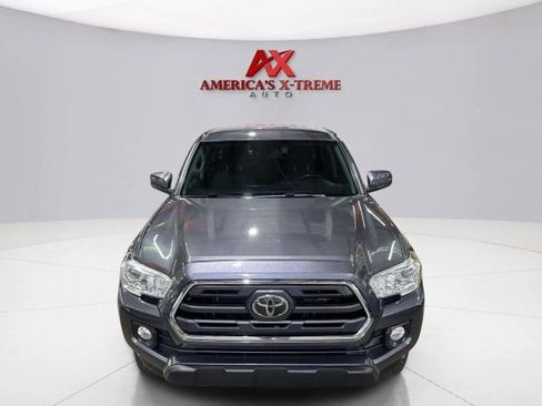 Used 2019 Toyota Tacoma SR5 RWD image 11