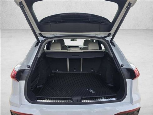 New 2025 Audi Q5 Premium image 24